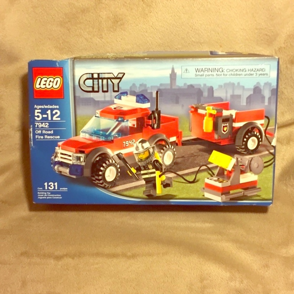 NIB LEGO City 7942 Off Road Fire Rescue Legos